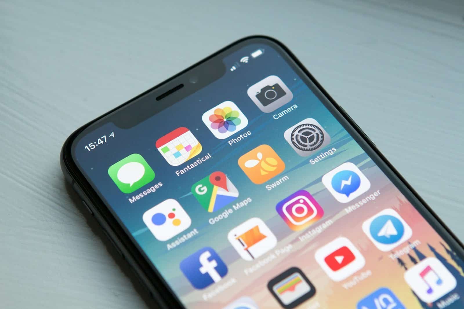 Mobile application experience on a smartphone